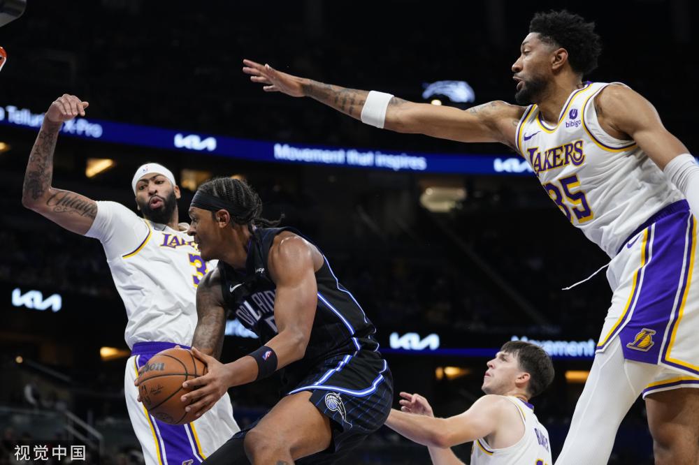 他的伤退直 他的伤退直