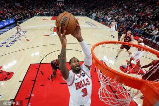 增添了更多 增添了更多