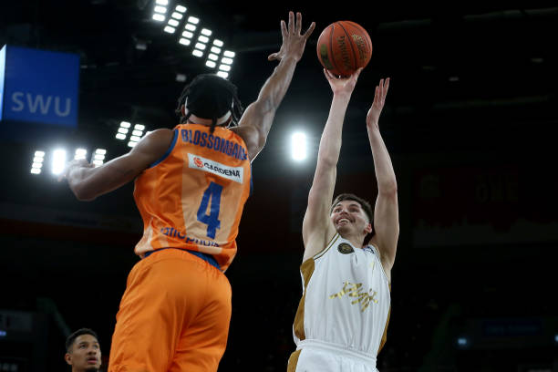 以底薪加盟 以底薪加盟